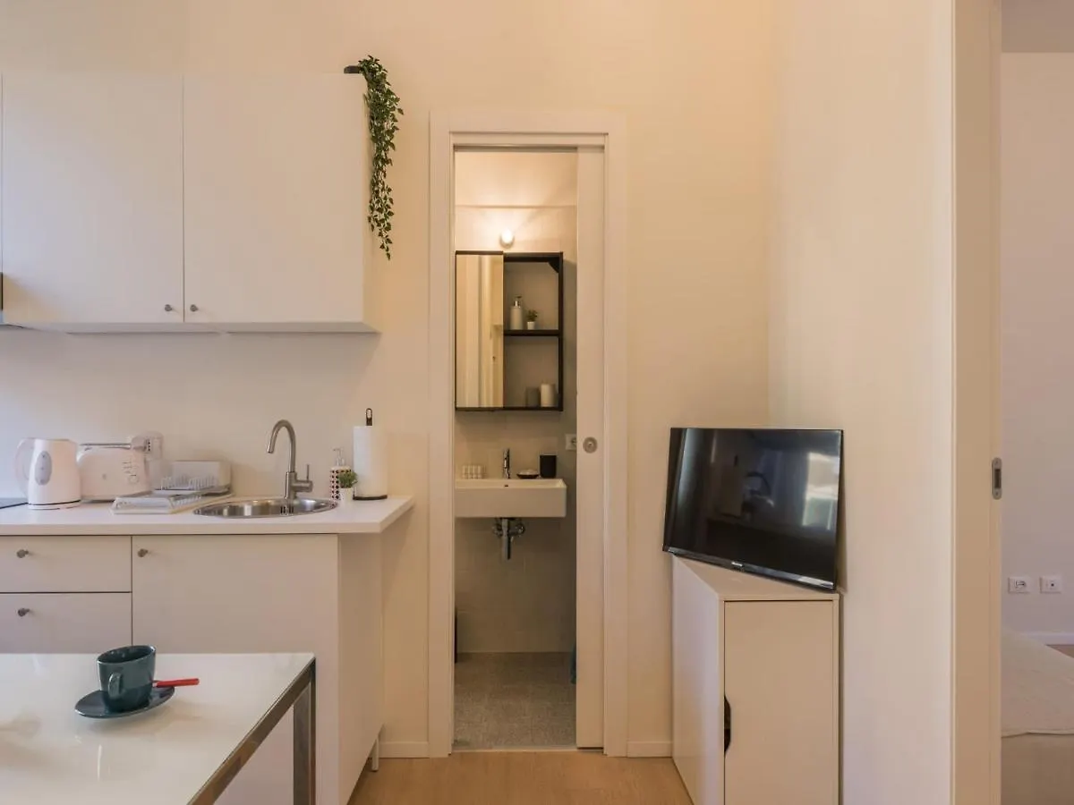 The Best Rent - Lovely Two-Bedroom Apartment In Pigneto District Rome